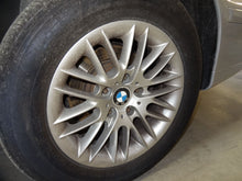Load image into Gallery viewer, GRILL BMW 530i 525i 2001 01 2002 02 03 Left - NW98196