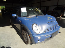 Load image into Gallery viewer, RADIO Mini Cooper 04 05 06 07 08 AM FM CD - NW136548
