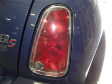 Load image into Gallery viewer, RADIO Mini Cooper 04 05 06 07 08 AM FM CD - NW136548