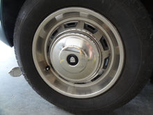 Load image into Gallery viewer, Park Lamp Light Jaguar XJ6 1985 - NW82825