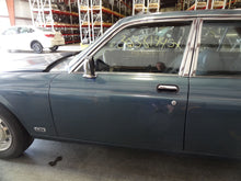 Load image into Gallery viewer, Park Lamp Light Jaguar XJ6 1985 - NW82824