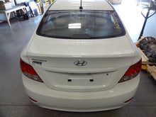 Load image into Gallery viewer, Radio Hyundai Accent 2012 - NW137392
