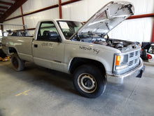 Load image into Gallery viewer, DOOR MIRROR MANUAL REMOTE 1500 Pickup 2500 Pickup 3500 88-00 Right - NW50698