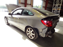 Load image into Gallery viewer, Radio Mercedes CLK320 C240 C320 C32 2001 01 2002 02 2003 03 2004 04 2005 05 - NW138410