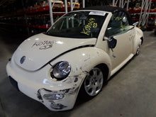 Load image into Gallery viewer, Radio Beetle 2002 02 2003 03 2004 04 - NW140069
