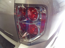 Load image into Gallery viewer, Park Lamp Light Honda Pilot 2006 - NW82683
