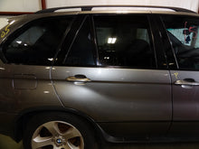 Load image into Gallery viewer, IN DASH CD PLAYER BMW 525i 540i X5 99 00 01 02 03 04 - NW136821