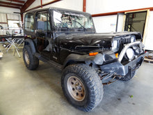 Load image into Gallery viewer, TURN SIGNAL LIGHT LAMP Wrangler YJ 87 88 89 90 91 92 93 94 95 - NW81598