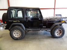 Load image into Gallery viewer, TURN SIGNAL LIGHT LAMP Wrangler YJ 87 88 89 90 91 92 93 94 95 - NW81599