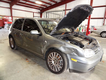 Load image into Gallery viewer, Power Steering Pump Volkswagen Golf 2004 - NW164184