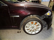 Load image into Gallery viewer, CARRIER ASSEMBLY Vanden Pl XF XFR XJ XJL 13 14 15 16 17 - NW46652