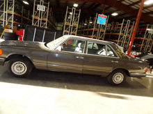 Load image into Gallery viewer, PARKLAMP Mercedes 300D 380SE 500SEL 81 82 83 - 91 Left - NW83270