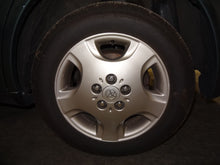 Load image into Gallery viewer, HEADLIGHT LAMP ASSEMBLY Toyota Avalon 00 01 02 03 04 Right - NW103621