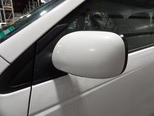 Load image into Gallery viewer, Tail Lamp Light Toyota Prius 2002 - NW182316