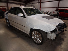 Load image into Gallery viewer, SIDE MARKER LAMP LIGHT M35 M45 08 09 10 Fender Mounted - NW82584