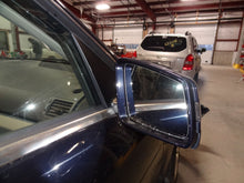 Load image into Gallery viewer, SIDE MARKER LAMP LIGHT C230 C250 C300 C350 07-14 Bumper Mounted Right - NW83033