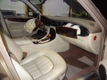 Load image into Gallery viewer, HEADLIGHT LAMP ASSEMBLY Vanden Pl XJ8 XJ8L XJR 1998-2003 Right - NW103023