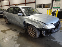 Load image into Gallery viewer, WHEEL Passat 01 02 03 04 05 15x7 Alloy 9 Spoke - NW201650