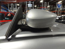 Load image into Gallery viewer, CONDENSER FAN ASSEMBLY Accord TSX Crosstour 2008 08 09 10 11 12 13 Right - NW63995