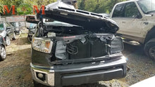 Load image into Gallery viewer, Transfer Case Toyota Tundra 2017 - MM2132027
