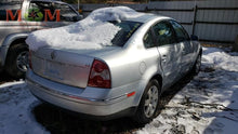 Load image into Gallery viewer, AC COMPRESSOR Audi A4 A8 S8 Passat 1996 96 97 98 - 05 - MM2290443