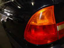 Load image into Gallery viewer, PARKLAMP BMW 325i 320i 330i 2002 02 2003 03 2004 04 2005 05 Right - NW82004