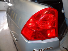 Load image into Gallery viewer, Radio Honda Civci 2004 04 2005 05 Am Fm CD Sedan Hybrid - NW137614