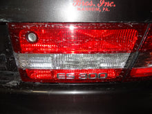 Load image into Gallery viewer, CD CHANGER LEXUS ES300 1997 97 1998 98 99 00 01 - NW138066