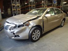 Load image into Gallery viewer, TPMS CONTROL MODULE COMPUTER Toyota Camry 08 09 10 11 - NW38093