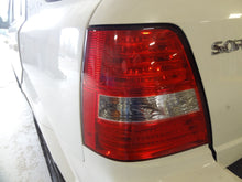 Load image into Gallery viewer, RADIATOR FAN ASSEMBLY Kia Sorento 2007 07 2008 08 2009 09 - NW64183