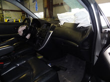 Load image into Gallery viewer, CD CHANGER Lexus RX300 1999 99 2000 00 01 02 03 - NW138191