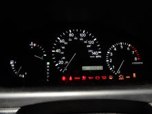 Load image into Gallery viewer, CD CHANGER Lexus RX300 1999 99 2000 00 01 02 03 - NW138191