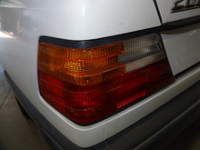 Load image into Gallery viewer, ECU ECM Computer MERCEDES 190 1989 - NW61642