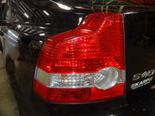 Load image into Gallery viewer, HEADLIGHT LAMP ASSEMBLY Volvo S40 V40 V50 04 05 06 07 Left - NW103768