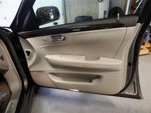 Load image into Gallery viewer, Rear Door Glass Cadillac DTS 2010 - NW144470