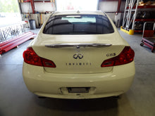 Load image into Gallery viewer, CD CHANGER Infiniti G35 2007 07 2008 08 - NW136983