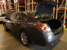 Load image into Gallery viewer, RADIATOR FAN ASSEMBLY Nissan Altima 2007 07 2008 08 2009 09 2010 10 2011 11 - NW63824