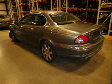 Load image into Gallery viewer, Park Lamp Light Jaguar X Type 2006 - NW82761