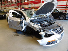 Load image into Gallery viewer, TURN SIGNAL LIGHT LAMP CC 09 10 11 12 Bumper Mounted Left - NW83651