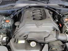 Load image into Gallery viewer, BODY CONTROL MODULE BCM COMPUTER Vanden Pl XJ8 XJ8L XJR 05-07 - NW33151