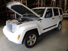 Load image into Gallery viewer, TRANSFER CASE Liberty 2008 08 2009 09 2010 10 2011 11 2012 12 - NW176547