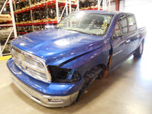 Load image into Gallery viewer, FOG LAMP LIGHT 1500 Pickup 2500 Pickup 3500 Pickup 09-18 Bumper Mounted Right - NW81427