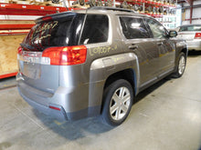 Load image into Gallery viewer, RADIO Chevrolet Equinox GMC Terrain 2010 10 2011 11 AM FM CD - NW135062