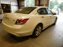 Load image into Gallery viewer, RADIATOR FAN ASSEMBLY Honda Accord 2008 08 2009 09 2010 10 Left - NW63959