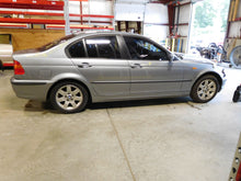 Load image into Gallery viewer, Fog Light BMW 320i 330i 325i 2002 02 2003 03 2004 04 2005 05 - NW82035