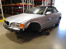 Load image into Gallery viewer, RADIO BMW 320I 325I M3 1999 2000 2001 AM FM CASSETTE - NW136358
