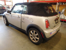 Load image into Gallery viewer, FOG LIGHT Mini Cooper 2002 02 03 04 05 06 07 08 Left - NW82271
