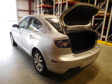 Load image into Gallery viewer, RADIATOR FAN ASSEMBLY Mazda 3 2004 04 05 06 07 08 09 - NW64242