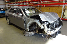 Load image into Gallery viewer, Transfer Case Dodge 300C 2013 - NW176383
