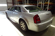 Load image into Gallery viewer, BODY CONTROL MODULE BCM COMPUTER 300 300C Charger 2007 07 - NW26609